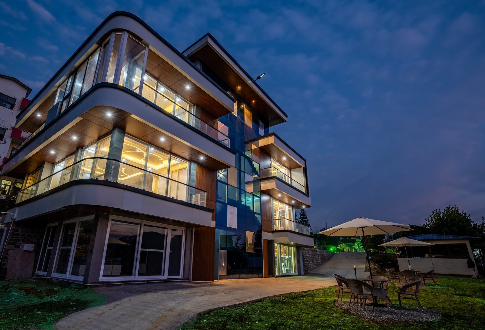 WhatsApp Image 2025-03-23 at 1.42.09 AM (1)